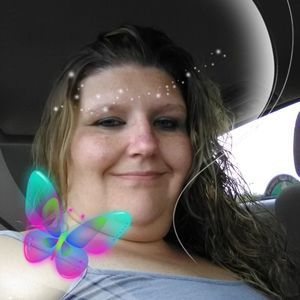 Meet your Posher, Denae